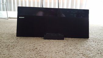 Sony iHome for 30 pin iPods or iPhones only