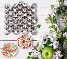 Bentrist Russian Piping Tips Set 112 pc - 60 Cake Icing Nozzles (The Most Complete Set on Amazon) + 50 Piping... N5