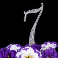LOVENJOY with Gift Box Number 1 Crystal Rhinestone Baby Shower Wedding Birthday Anniversary Engagement Metal Cake... N14