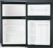 Igloo FR834 3.2-Cu-Ft Refrigerator