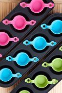 The Smart Baker&reg; Cuplettes Cupcake Pans with Free Recipe Book (Original - 12 Cuplettes) N2