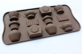 12 Cavity Classic Silicone Chocolate Mold Chocolate Craft Candy Baking N2
