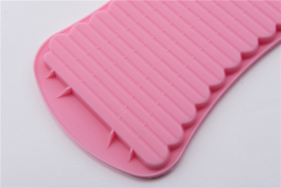 6 Cavity Little Cylinder with Flower Edge Silicone Chocolate Cake Ice Chocolate Soap Candle Baking Mold Food Grade N4