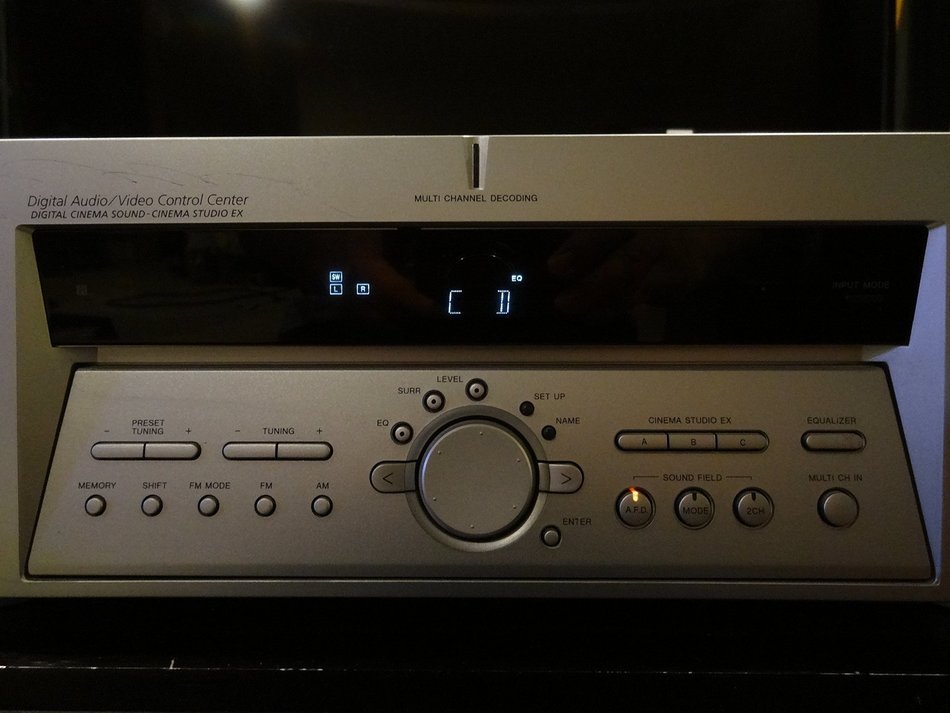 Sony Str-k502 Digital Audio / Video Home Theater 5.1 Stereo Receiver N6