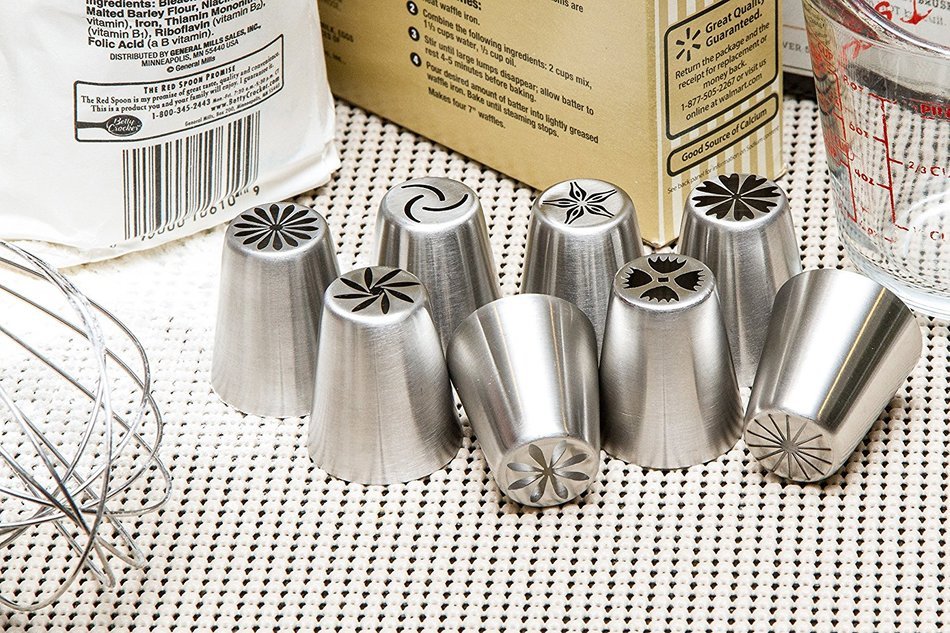 Russian Piping Tips - Stainless Steel Large Size Pastry Cake Decorating Icing Nozzles 8pc Set.