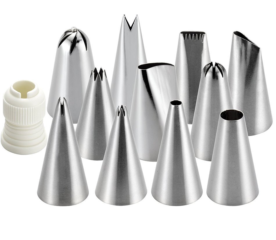 Cake Boss Decorating Tools 12-Piece Basic Decorating Tip Set N7