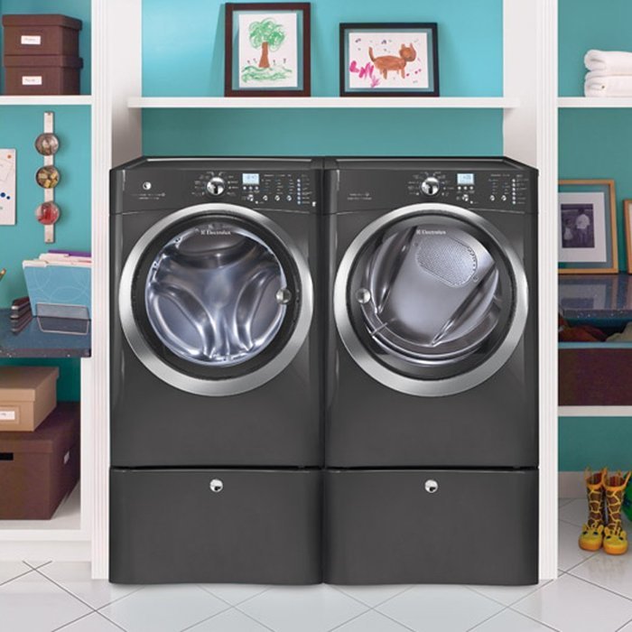Electrolux Laundry Bundle | Electrolux EIFLS60LT Washer & Electrolux EIMGD60LT Gas Dryer w/Pedestals - Titanium N3
