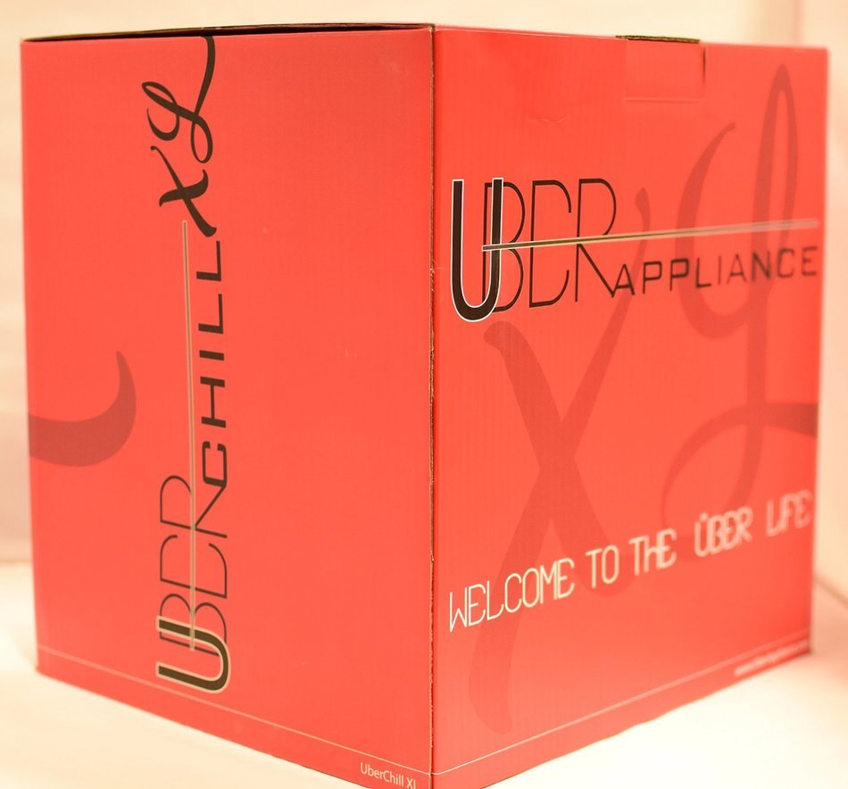Uber Appliance UB-XL1 Uber Chill 12 can 9 Liter retro personal mini fridge for bedroom, office or dorm N9
