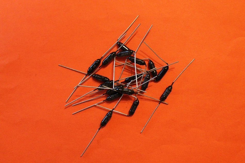 Diode silicon D220 analogue 1N3121, HMG626A, 26P1 USSR 100 pcs
