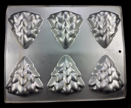 Wilton Cake Pan: Mini Christmas Tree (2105-1779, 1984)