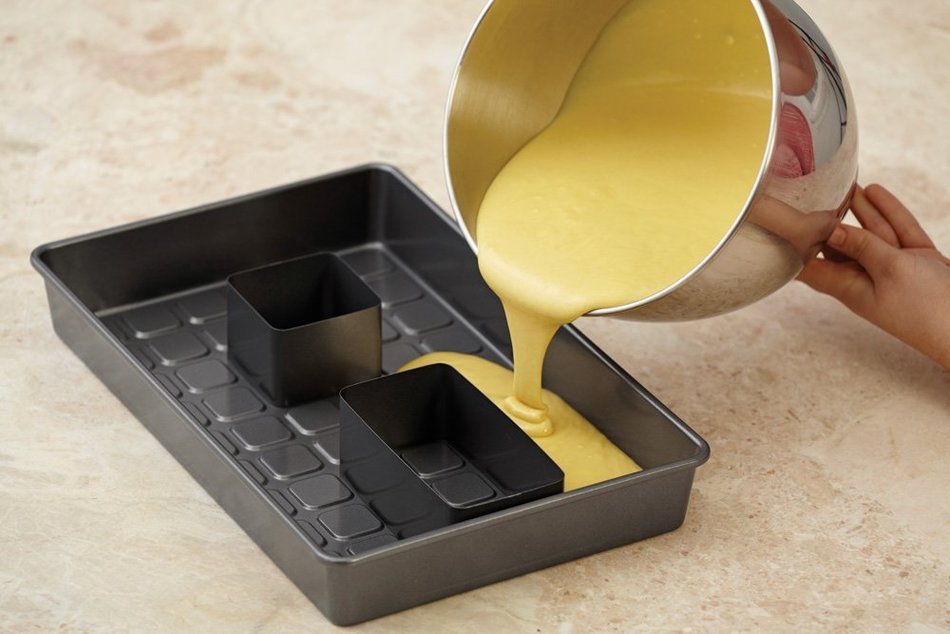 Wilton 2105-0801 Countless Celebrations Letters & Numbers Non-Stick Bakeware Set N7