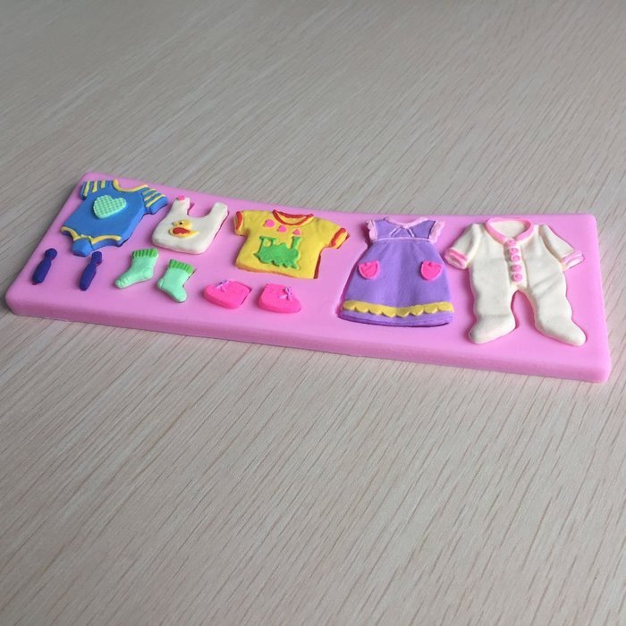 Karen Baking Baby Clothes Shape 3D Silicone Cake Mold For Cake Fondant Decorating N5