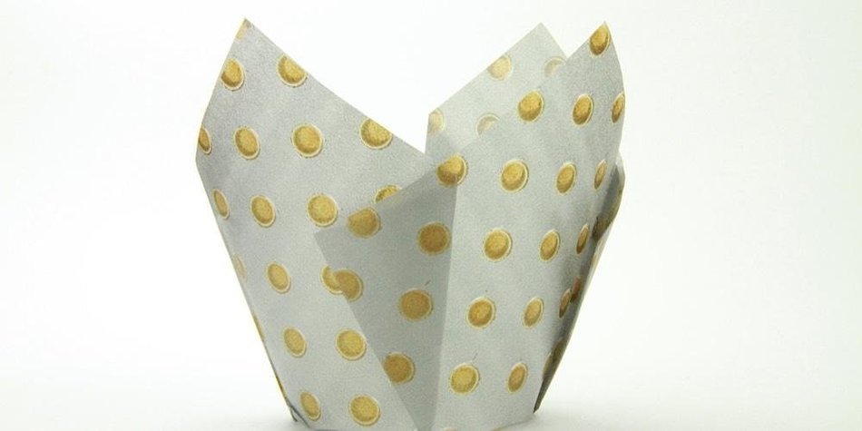250pc Tulip Liner Silver with Gold Dots