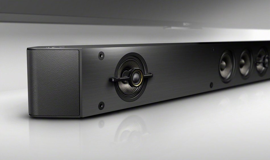 Sony HTST9 7.1 Sound Bar with Wireless Subwoofer and HDMI cable N9