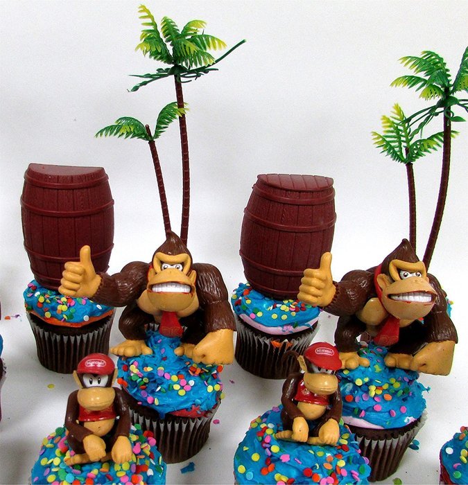 14 Piece Super Mario Brothers DONKEY KONG Birthday Cupcake Topper Set Featuring Donkey Kong and Friends Characters... N4
