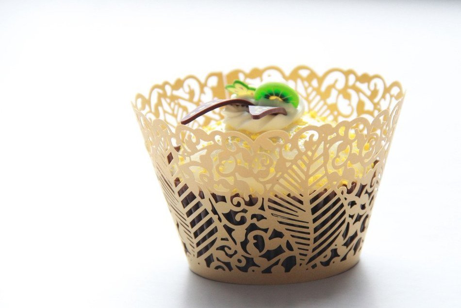 Kuke 24 pcs Seabed Leaf Laser Cut Cupcake Wrappers Cupcake Liners Muffin Container for Baby Shower Baby Birthday... N7