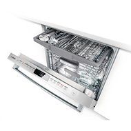 Bosch SHX68T56UC 800 24" Black Semi-Integrated Dishwasher - Energy Star N4