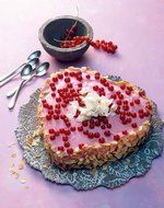 Kaiser Classic 621401 Springform Tin 25 x 26 x 7 cm Heart-Shaped
