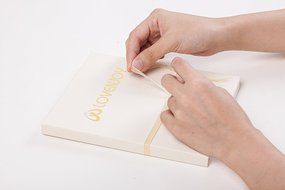 LOVENJOY with Gift Box Mr and Mrs Monogram Wedding Engagement Cake Topper (5.5-inch, Silver Glitter) N6