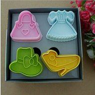 Anyana 4pcs Pie Crust Cutter Christmas Purse Shoes Hat Dress for Barbie Dool Halloween N2