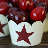 Red Lone Star on Cream, Blue Denim Cupcake Wrappers, Confetti Couture Party Supplies, 36 Reversible Dessert Skirtz N2
