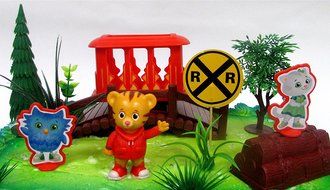 DANIEL TIGER&#039;S NEIGHBORHOOD 10 Piece Birthday CAKE Topper Set, Featuring Daniel Tiger, Katerina Kitty Cat and... N8