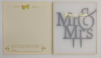 LOVENJOY with Gift Box Mr and Mrs Monogram Wedding Engagement Cake Topper (5.5-inch, Silver Glitter) N14