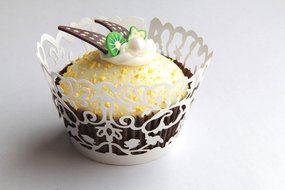 Kuke 24 pcs Mysterious Ancient China Ghost Laser Cut Cupcake Wrappers Cupcake Liners Muffin Container for Baby... N4