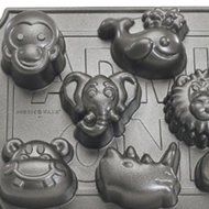 Nordic Ware Pro Cast Zoo Animal Muffin Pan N2