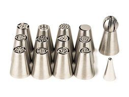 Russian Piping Tips 29pcs Set - incl 14 piping nozzle tips, 12 silicone cupcake liner, Coupler, 2 Reusable pastry... N5