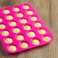 Muffin Cups Each Egg Tarts Silicone Cake Mold Baking Tools A Microwave Oven Use Baking Tray .(12 each) (12) N20