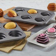 Cake Boss Specialty Nonstick Bakeware 2-Piece Round and Square Mini Stacked Cakelette Pan N3