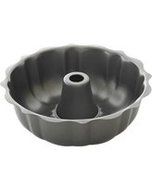 Baker's Advantage Fluted Cake Pan