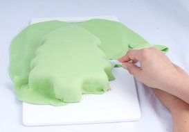 Via Roma Bakery Made in Italy Roll Fondant, 1.5 lb., White N35