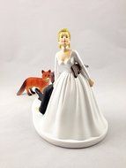 Funny Hunting Wedding Cake Topper - Fox Hunting Groom Hunted By Bride