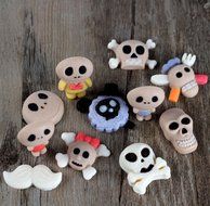 Yunko Easter Skulls Mustache One Piece Pirates Cake Decorating Tools Silicone Fondant Mold Chocolate Candy Sugar... N2