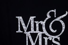 LOVENJOY with Gift Box Mr and Mrs Monogram Wedding Engagement Cake Topper (5.5-inch, Silver Glitter) N25
