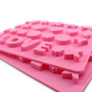 Candy Making Molds, 2PCS YYP [LOVE Shape Mold] Silicone Candy Molds for Home Baking - Reusable Silicone DIY Baking... N2