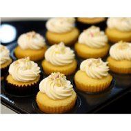 12 Holes Metal Cupcake Mould Ovenware Pan Bake Tool. N3