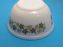 Vintage Pyrex Nesting Bowl Spring Blossom 1.5 Qt N2