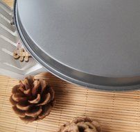 Meleg Otthon Heavy Duty Deep Dish Round Pizza Pan Cast Iron,Commercial Baking Pizza Pan Steel, Pizza Tray Set... N6