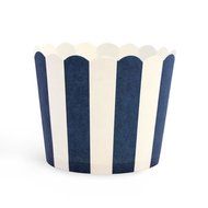 Paper Eskimo Baking Cups with Red Stripes, 25-Pack N22