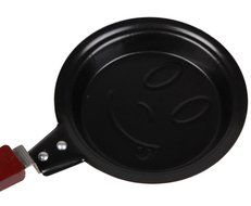Bigood Iron Nonstick Egg Pancake Wonder Breakfast Fry Pan Star Shape N29