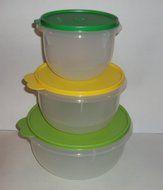 Vintage Tupperware Classic Flat Bottom Mixing Bowls Set Green Seals N4