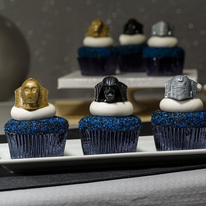 DecoPac Star Wars Darth Vader, R2-D2, C-3PO Cupcake Rings (24 Count) N2
