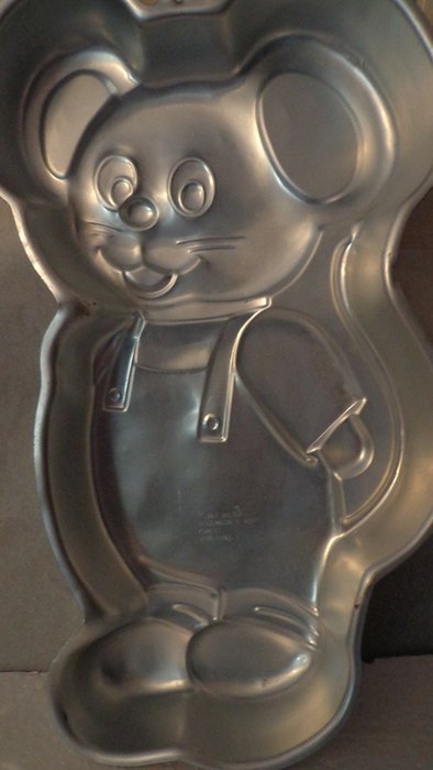 Wilton Rare "Little Mouse" Cake Pan, Jerry the Mouse, Country Mouse N3