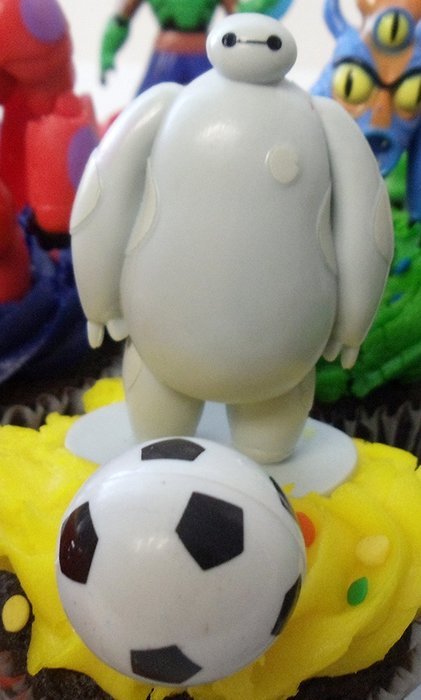 Big Hero 6 Deluxe 21 Piece Cupcake Topper Set Featuring 6 Big Hero Party Cake Rings, Soccer Ball, Bam & Pow Signs... N8