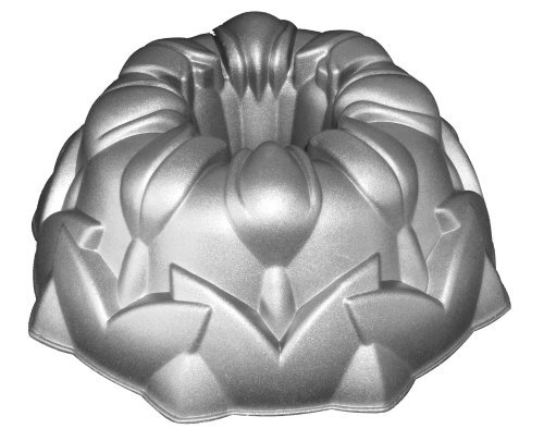 Fat Daddio's Cast Aluminum 8-Cup Tulip Pan