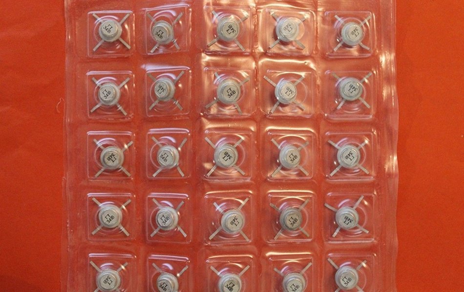 Transistors Germanium GT341V analogue 2N2999, TIXM104 USSR 2 pcs