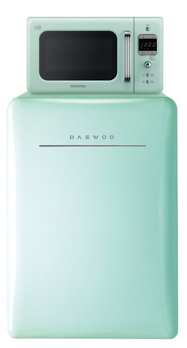 Daewoo Retro Compact Refrigerator 2.8 Cu Ft, Mint N3